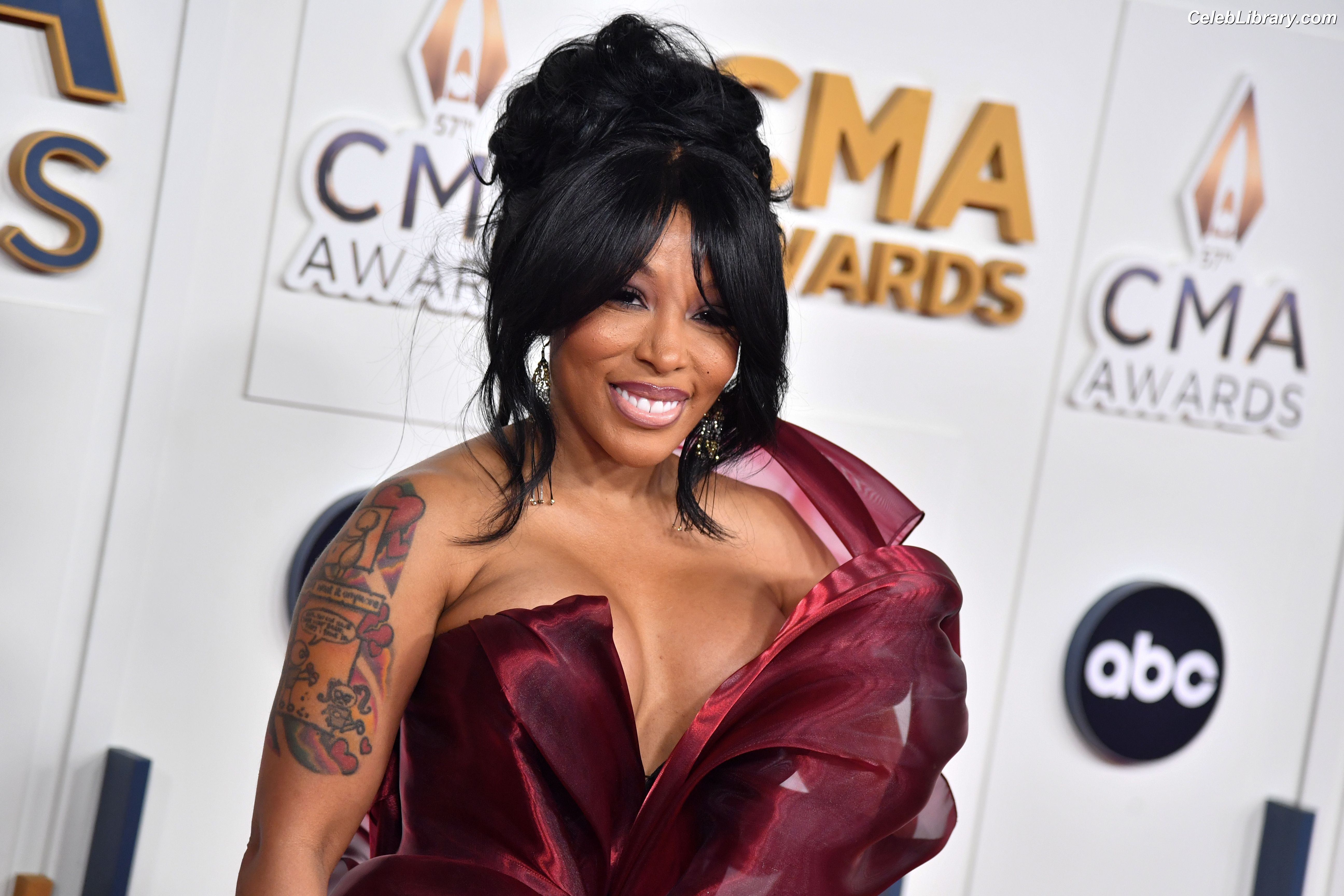 K. Michelle photo 20 of 54