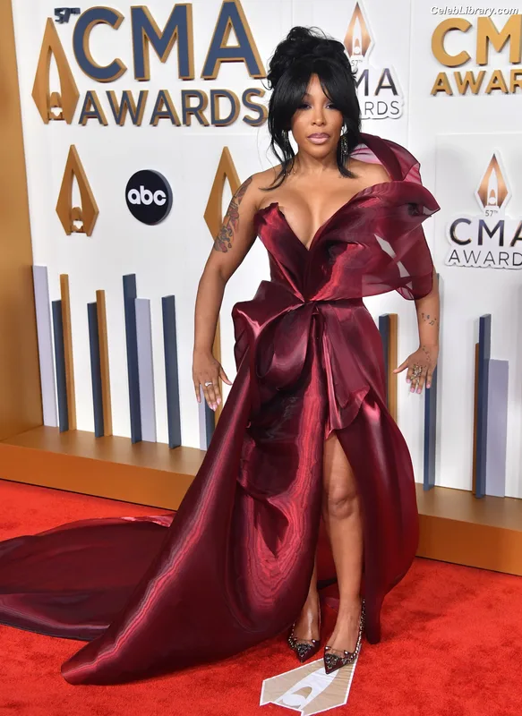 K. Michelle photo 1 of 54