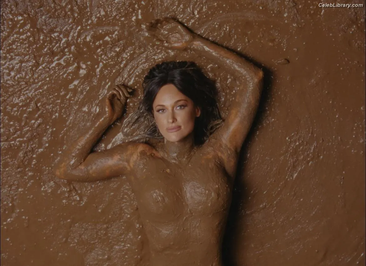 Kacey Musgraves photo 14 of 536