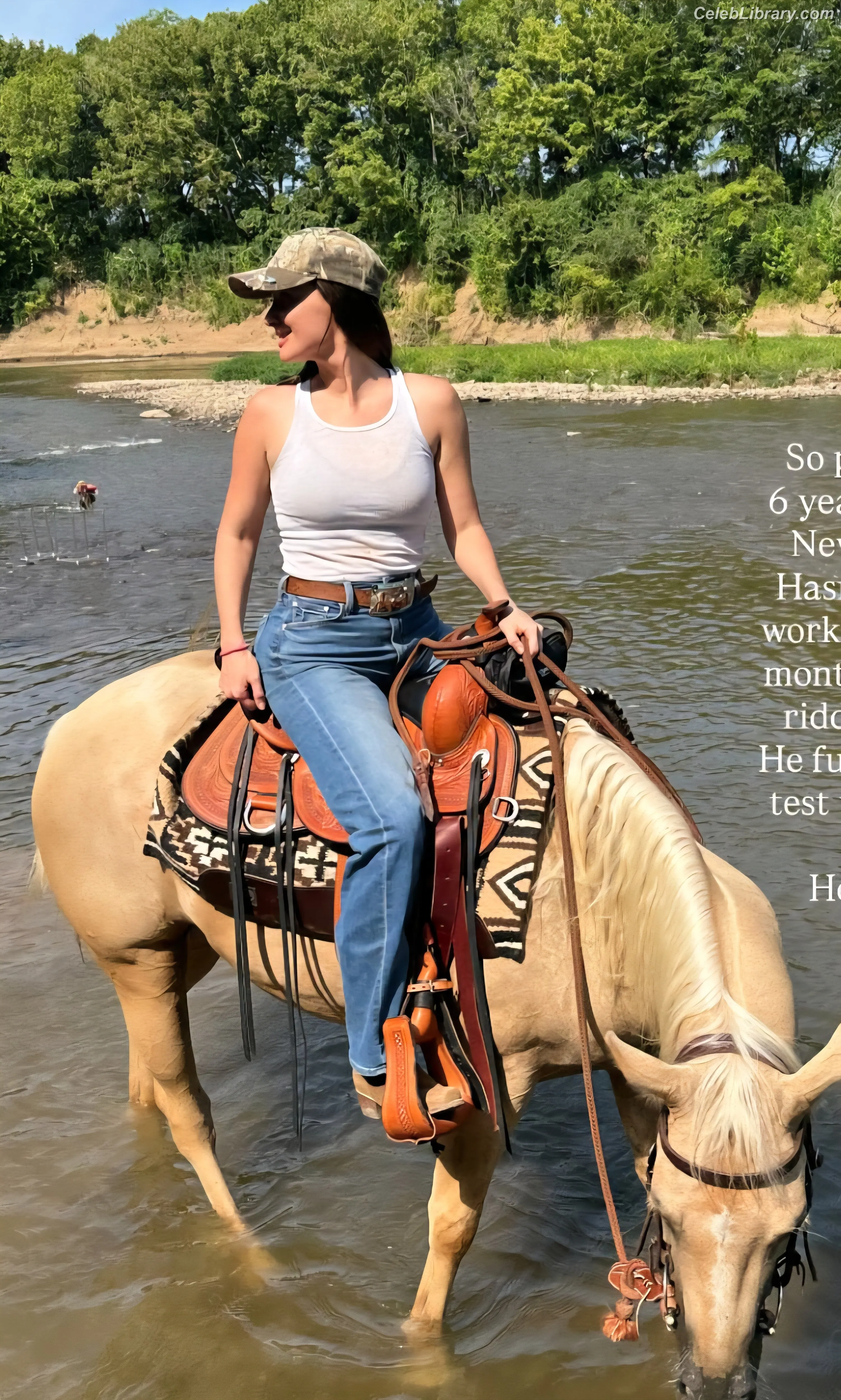 Kacey Musgraves photo 10 of 536