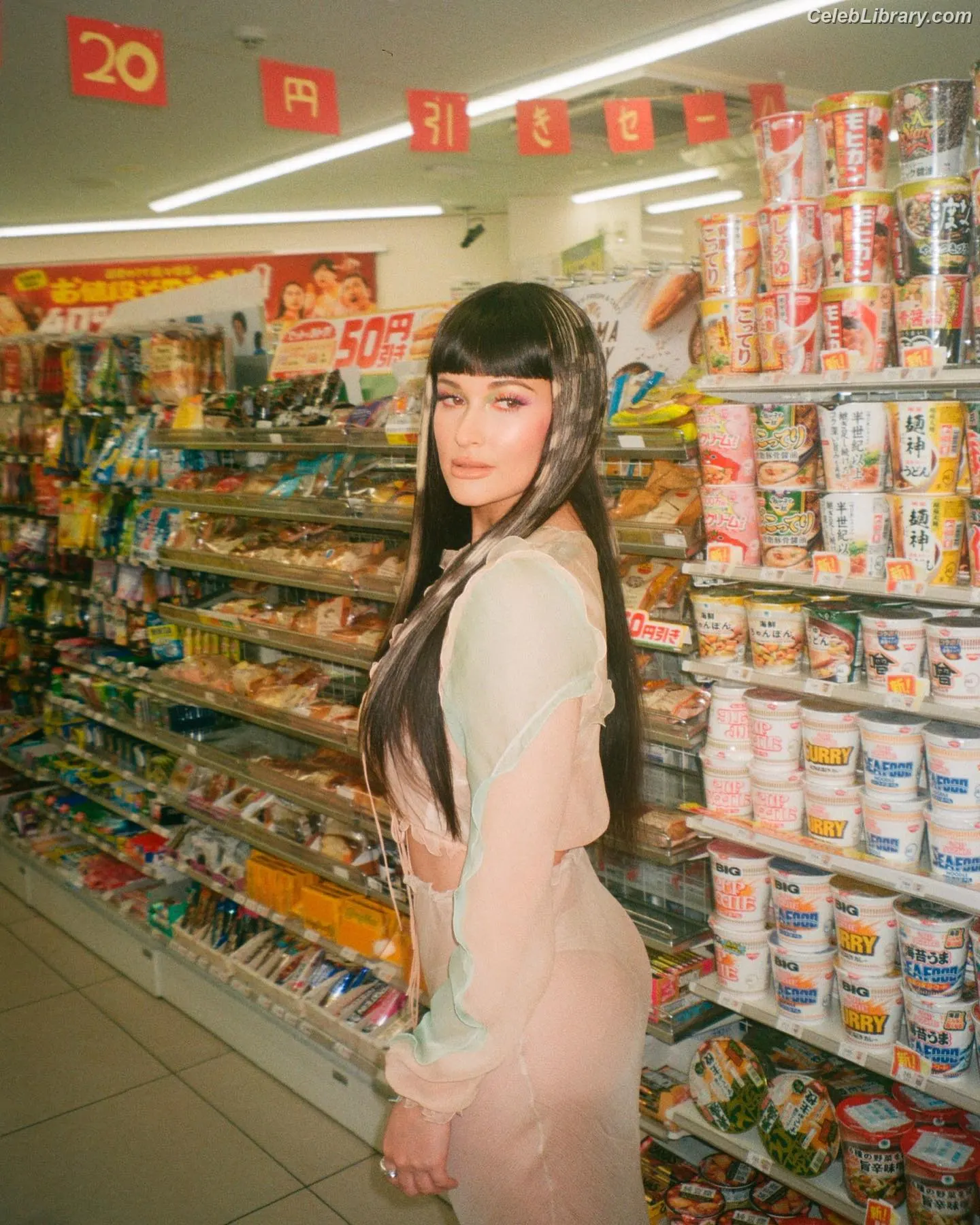 Kacey Musgraves photo 3 of 536