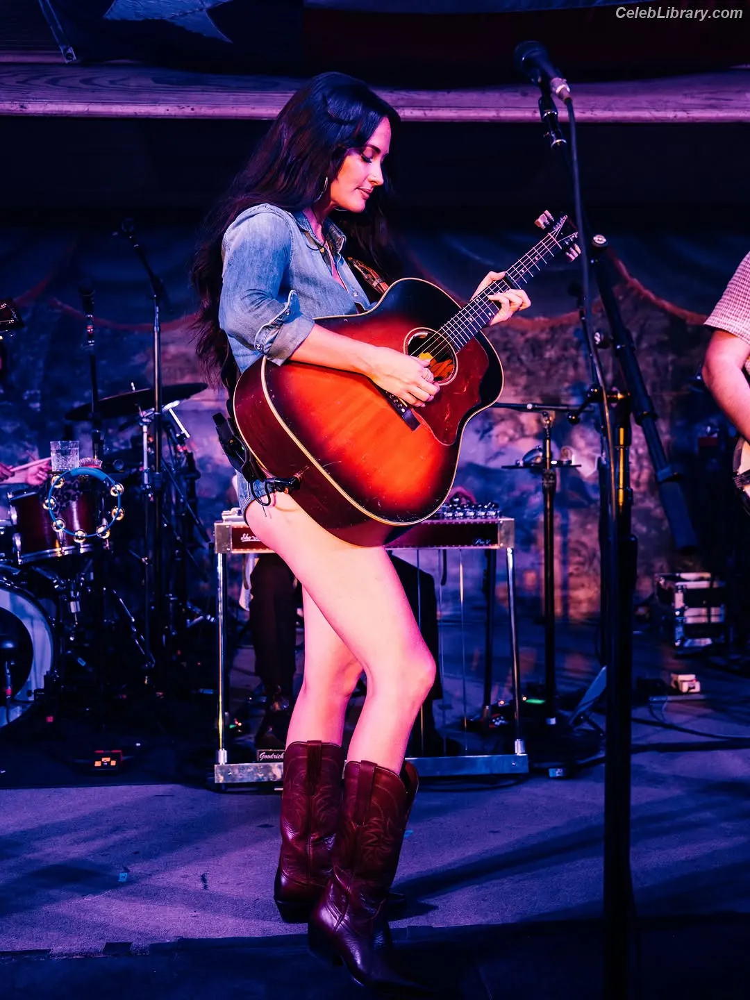 Kacey Musgraves photo 1 of 536