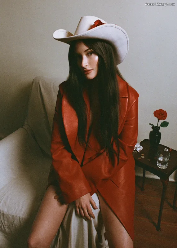 Kacey Musgraves photo 21 of 537