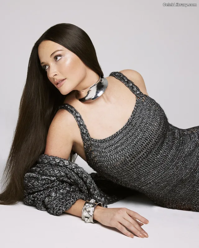 Kacey Musgraves photo 7 of 537