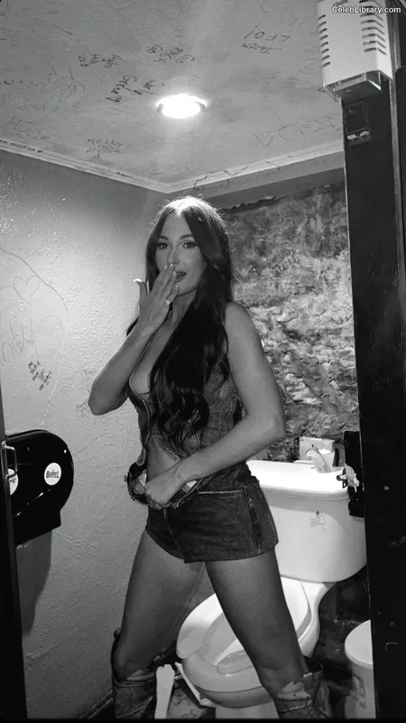 Kacey Musgraves photo 11 of 537