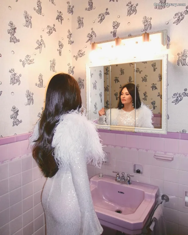 Kacey Musgraves photo 22 of 537