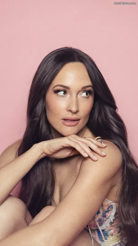Kacey Musgraves photo 2 of 537