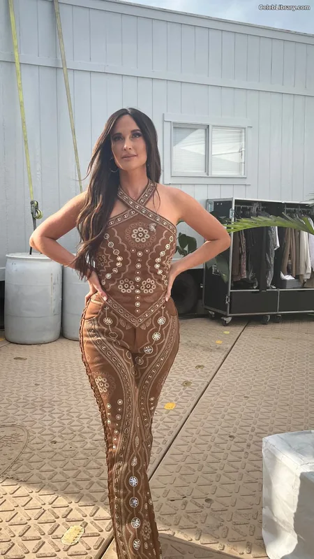 Kacey Musgraves photo 21 of 537