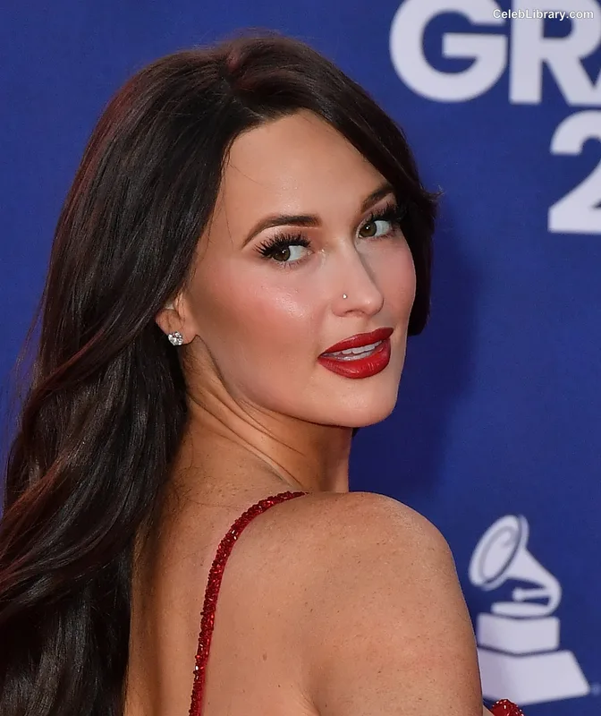 Kacey Musgraves photo 13 of 537
