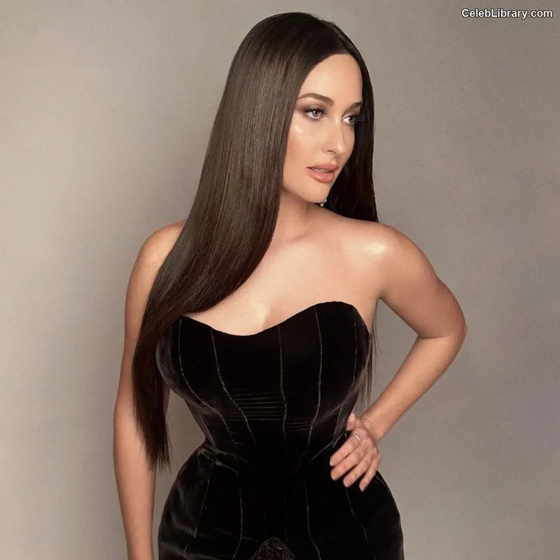 Kacey Musgraves photo 21 of 537