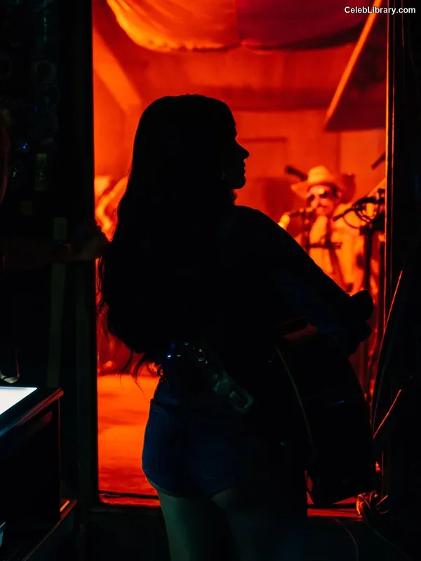 Kacey Musgraves photo 22 of 537