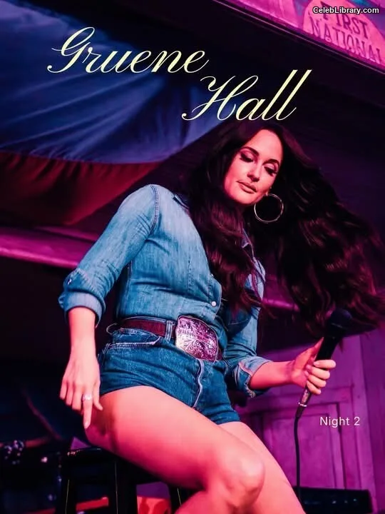 Kacey Musgraves photo 9 of 537
