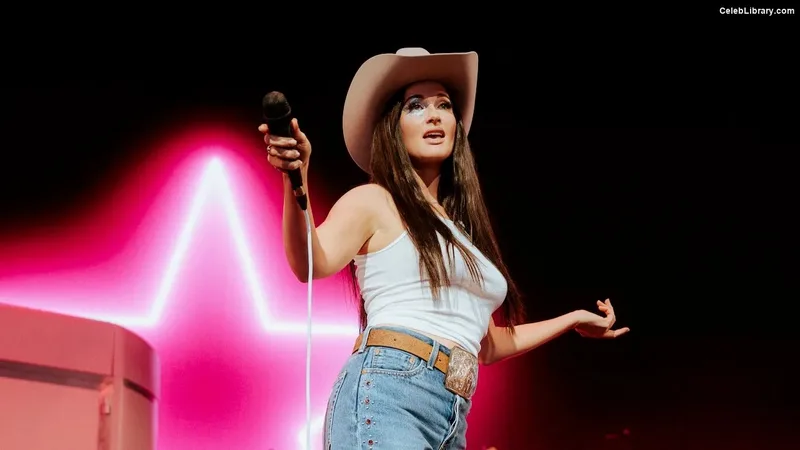 Kacey Musgraves photo 7 of 537