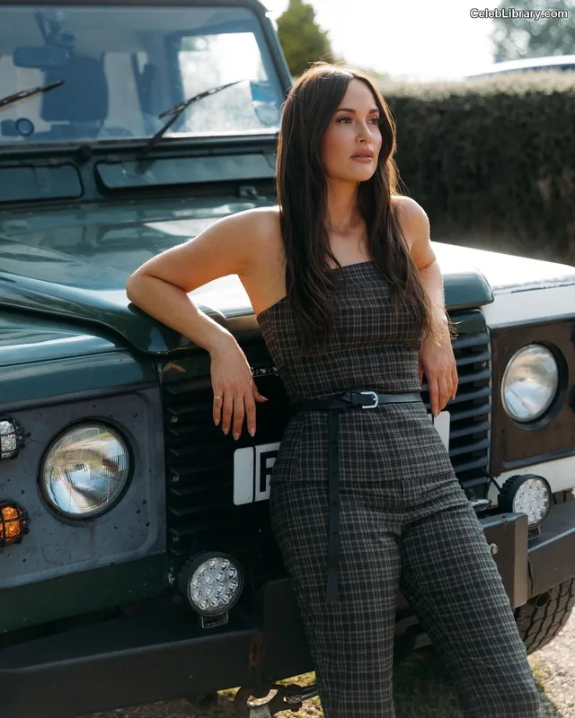 Kacey Musgraves photo 22 of 537