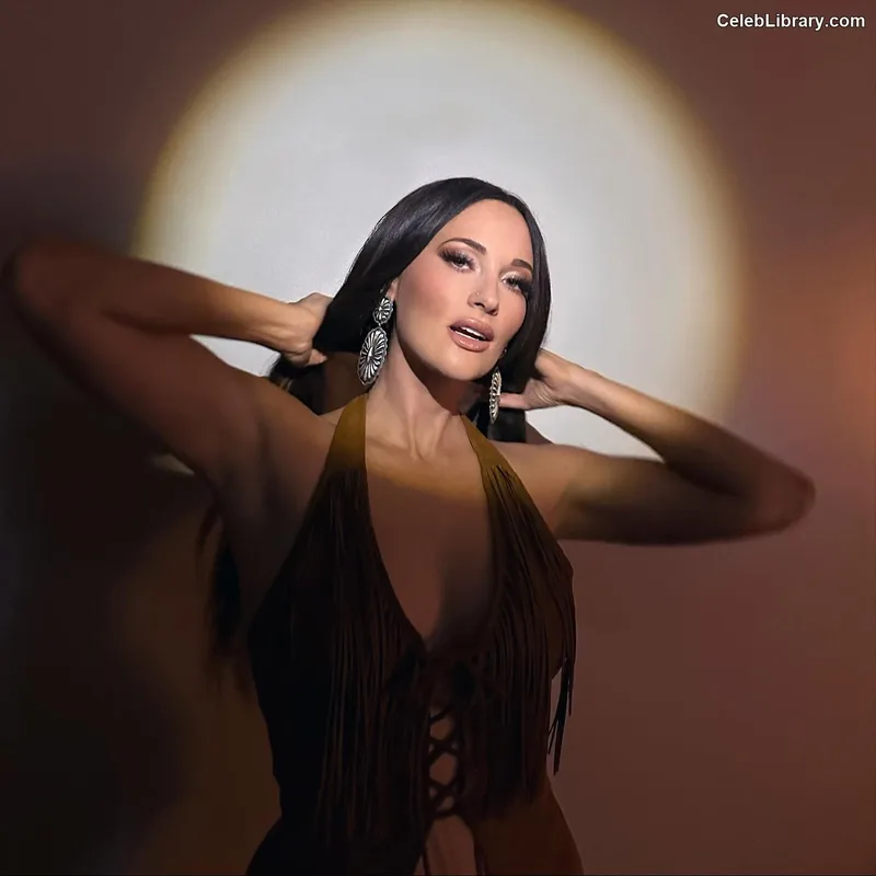 Kacey Musgraves photo 16 of 537