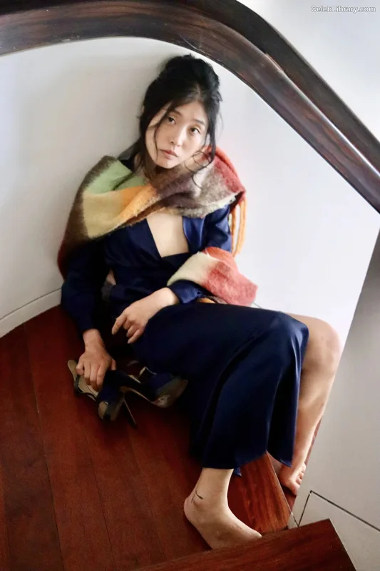 Kahyun Kim photo 14 of 189