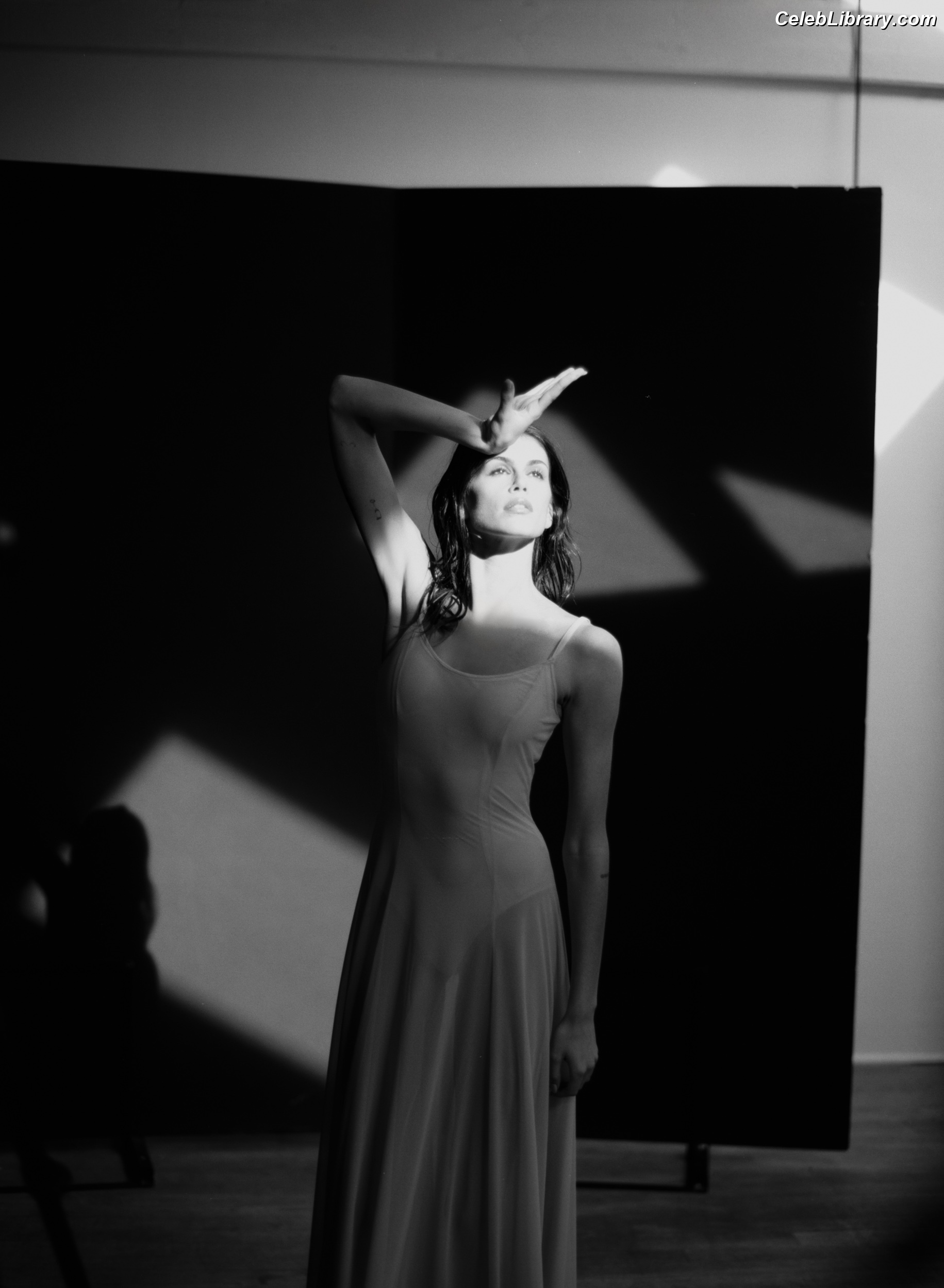 Kaia Gerber photo 9 of 464