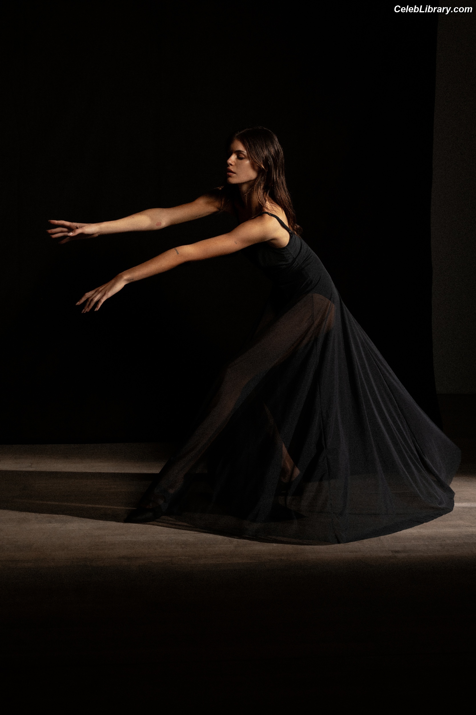 Kaia Gerber photo 13 of 464