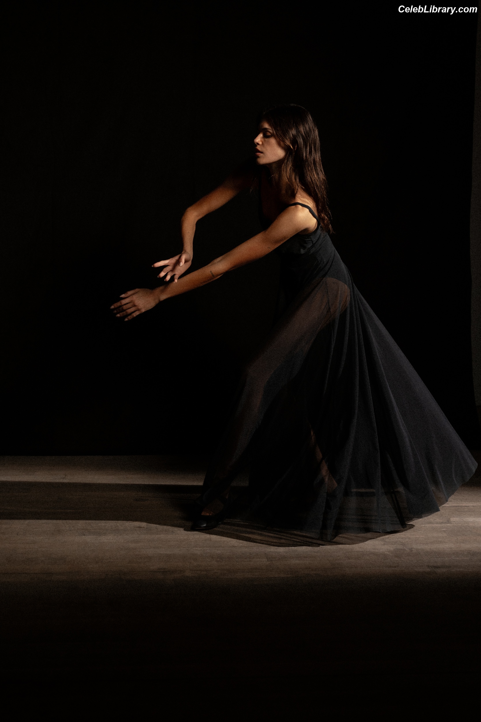 Kaia Gerber photo 14 of 464
