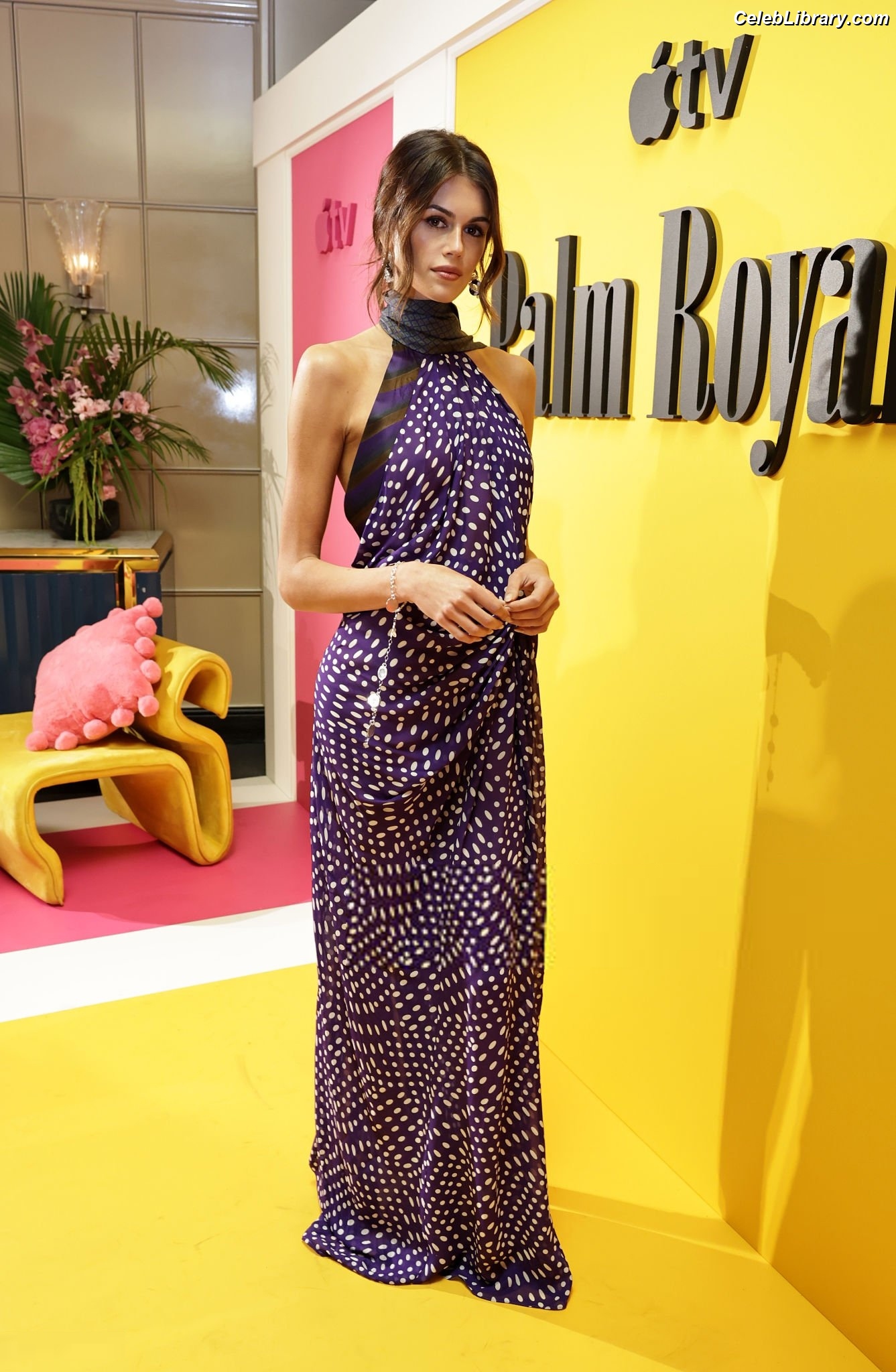 Kaia Gerber photo 23 of 464