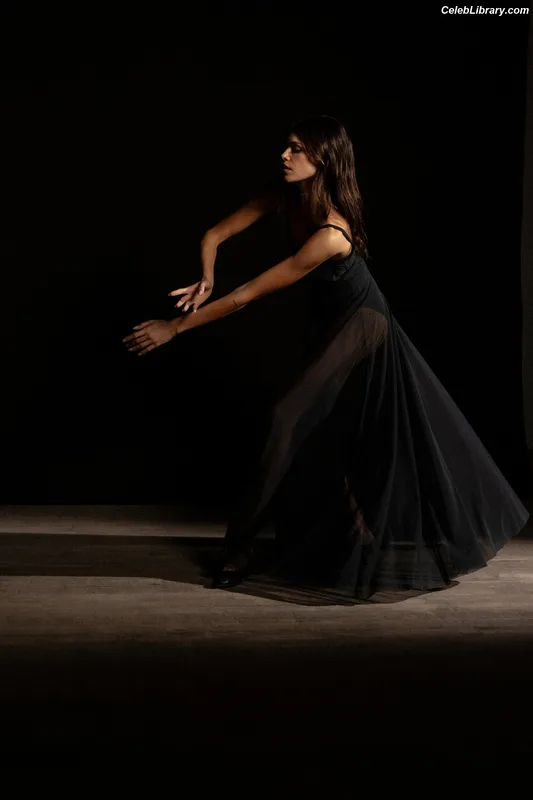 Kaia Gerber photo 14 of 464