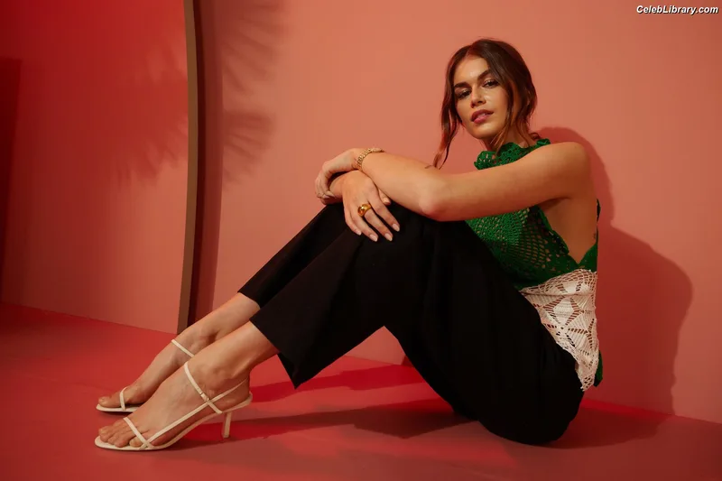 Kaia Gerber photo 13 of 464