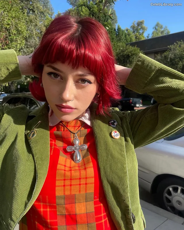 Kailee Morgue photo 3 of 188