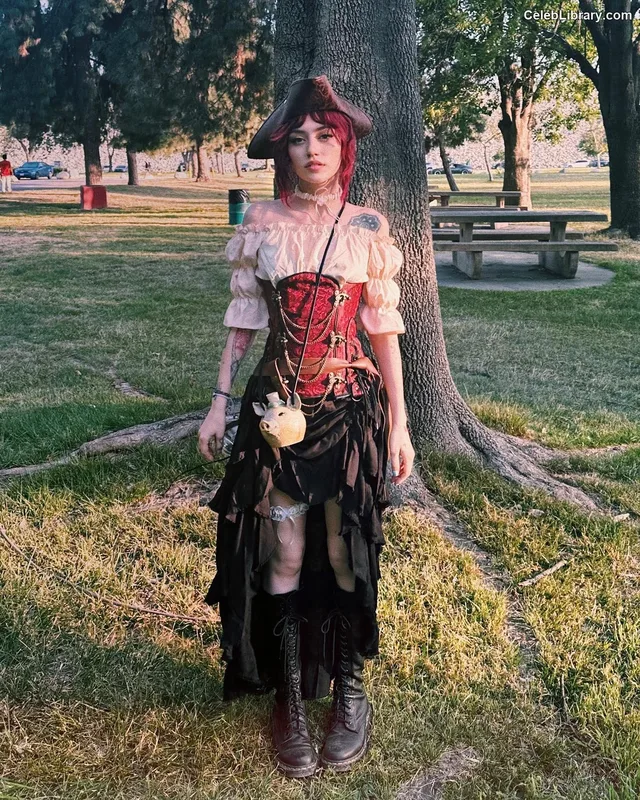 Kailee Morgue photo 23 of 188
