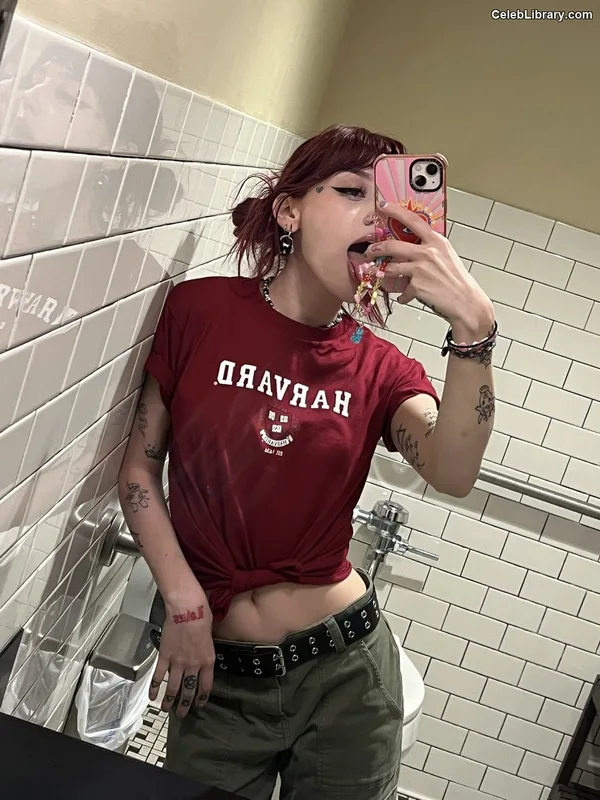 Kailee Morgue photo 3 of 188