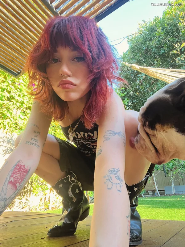 Kailee Morgue photo 21 of 188