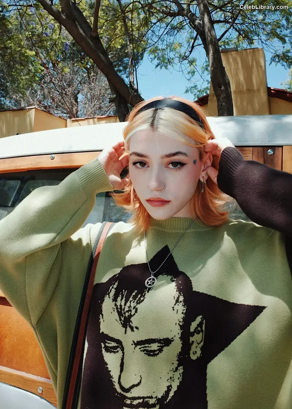 Kailee Morgue photo 6 of 188