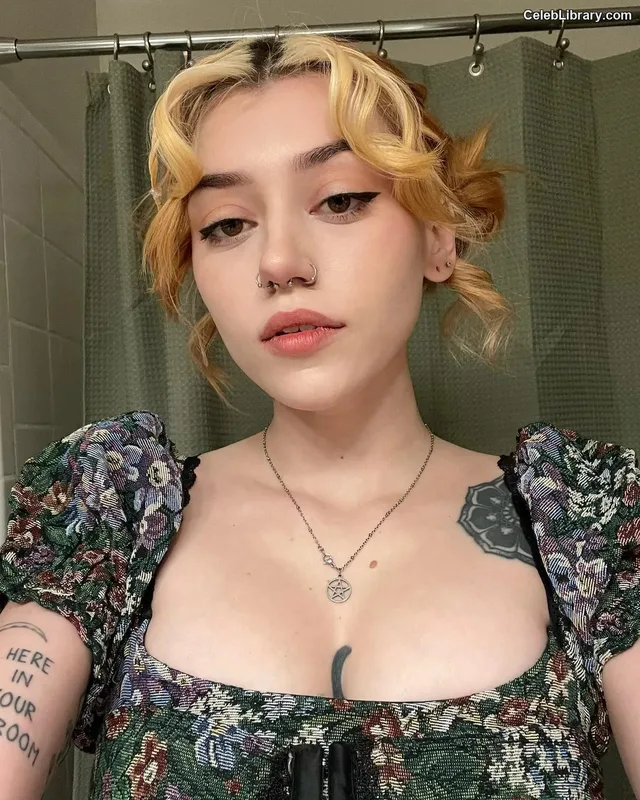 Kailee Morgue photo 15 of 188
