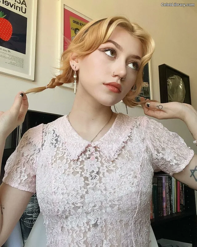 Kailee Morgue photo 16 of 188
