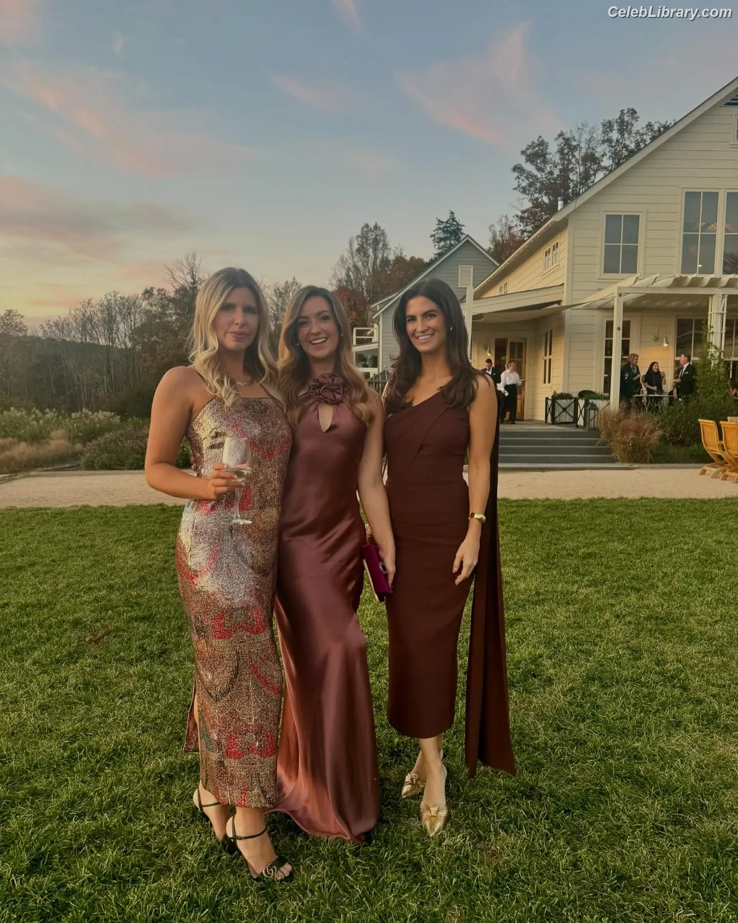 Kaitlan Collins photo 17 of 205