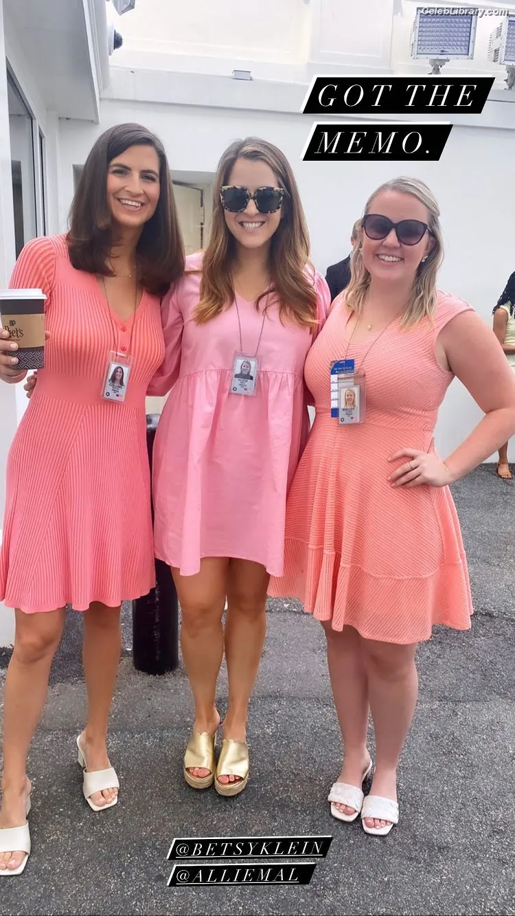 Kaitlan Collins photo 15 of 205