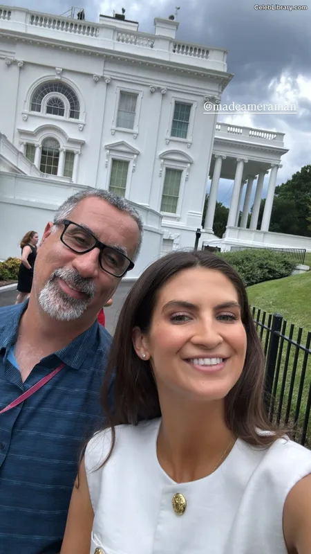 Kaitlan Collins photo 2 of 206