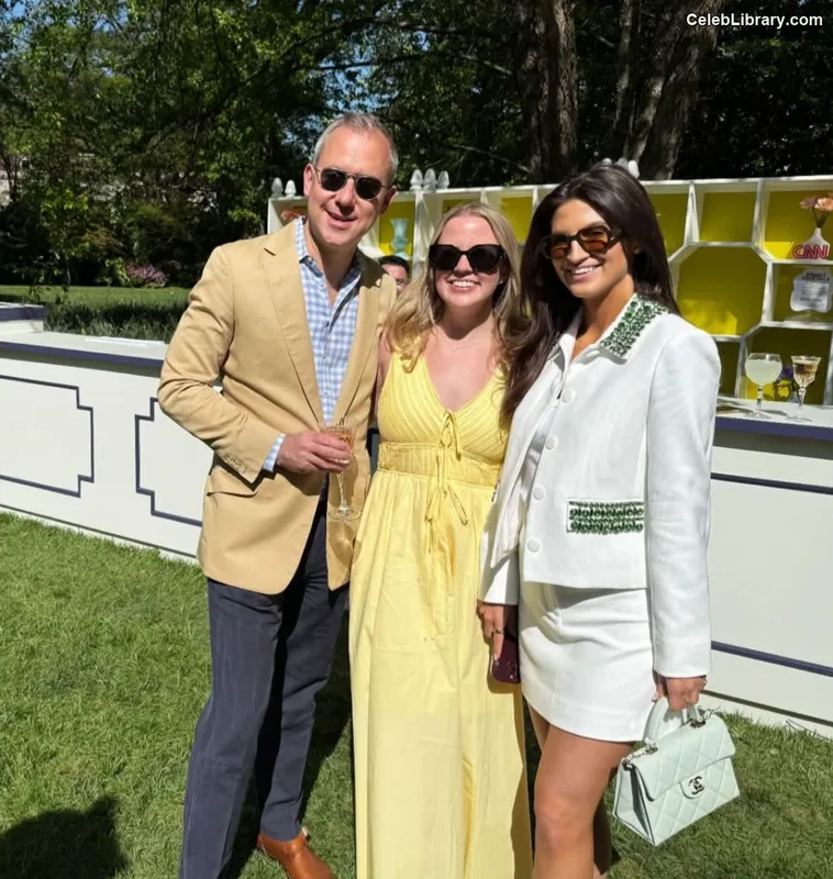 Kaitlan Collins photo 18 of 206