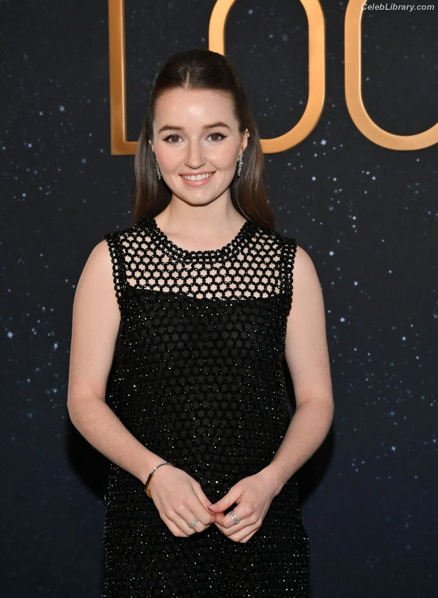 Kaitlyn Dever photo 22 of 879