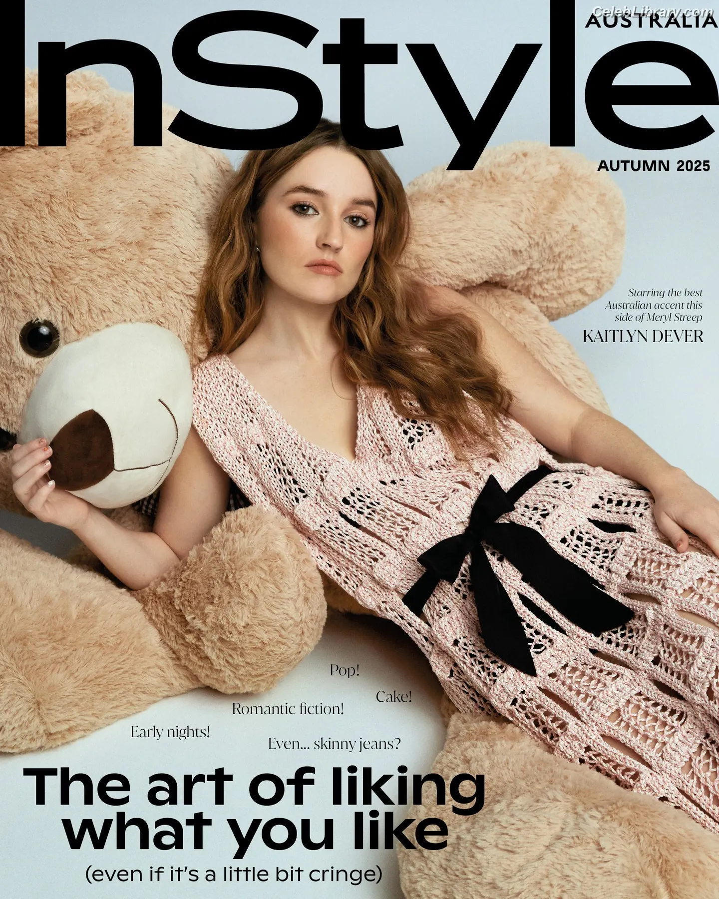 Kaitlyn Dever photo 9 of 879