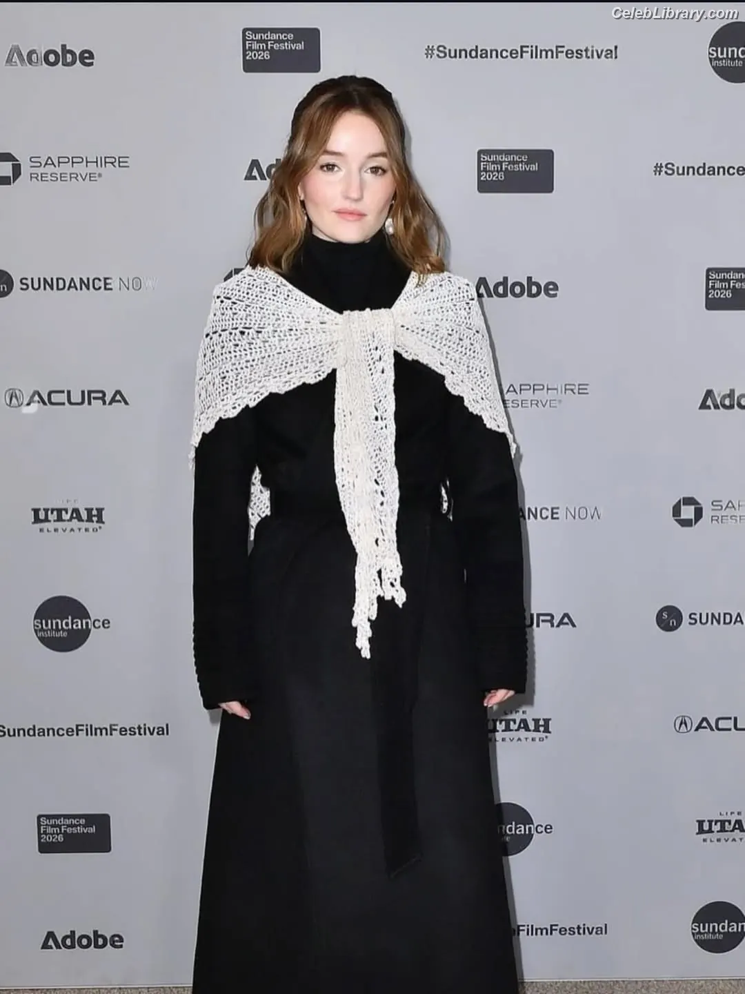 Kaitlyn Dever photo 16 of 879