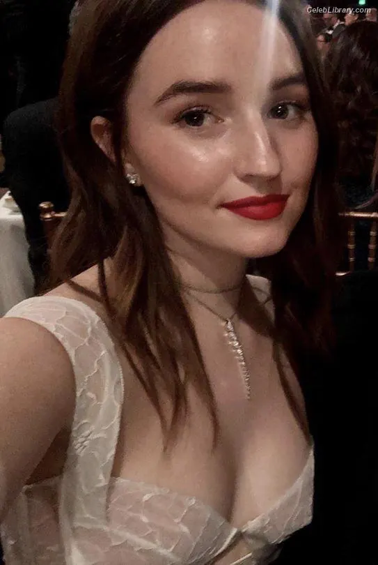 Kaitlyn Dever photo 10 of 879