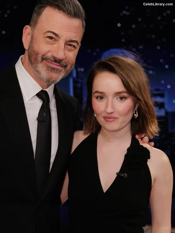 Kaitlyn Dever photo 15 of 880