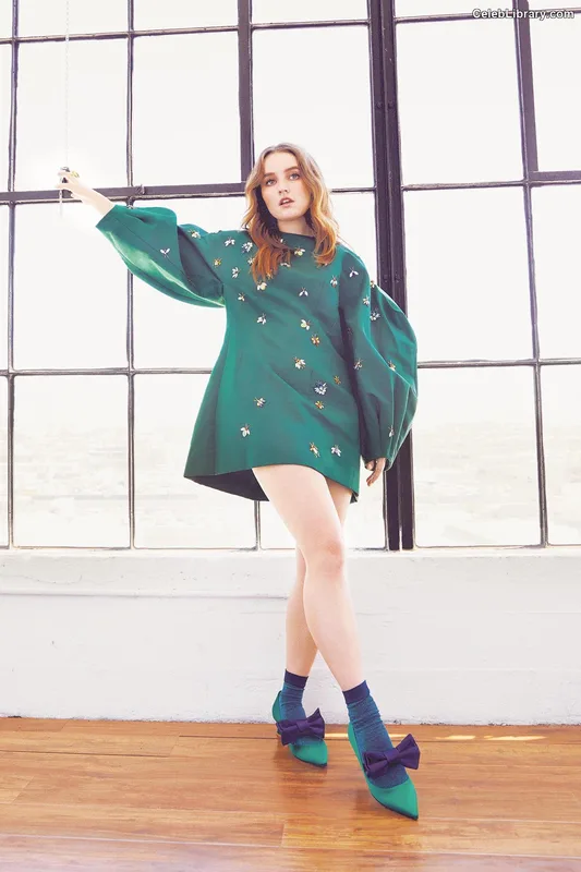 Kaitlyn Dever photo 12 of 880