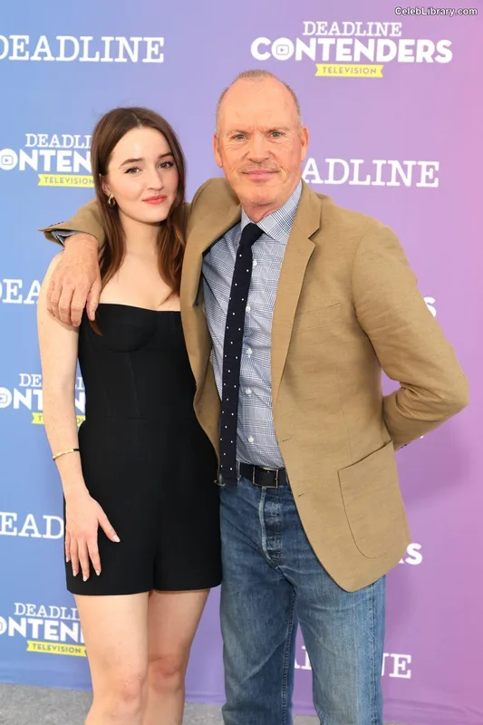 Kaitlyn Dever photo 14 of 880