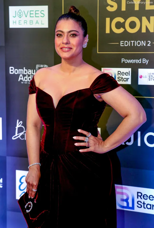 Kajol Devgan photo 11 of 11
