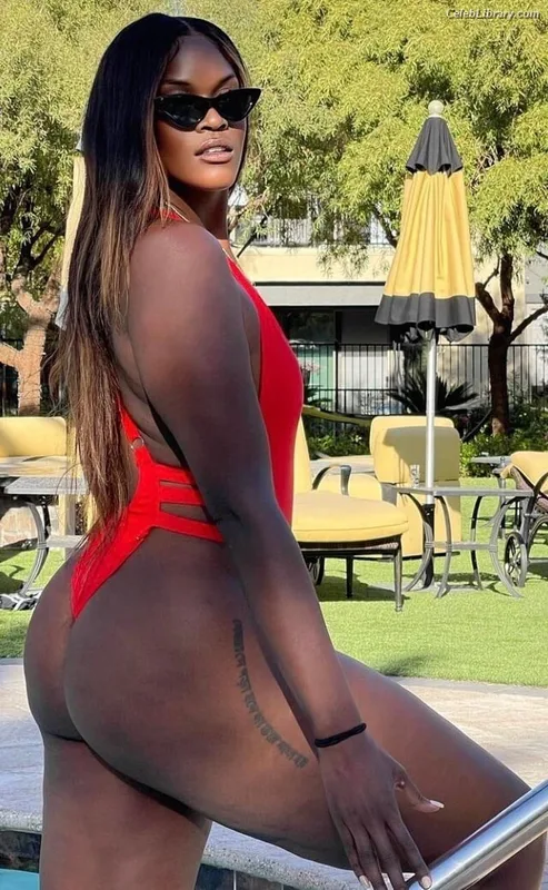 Kalani Brown photo 3 of 20