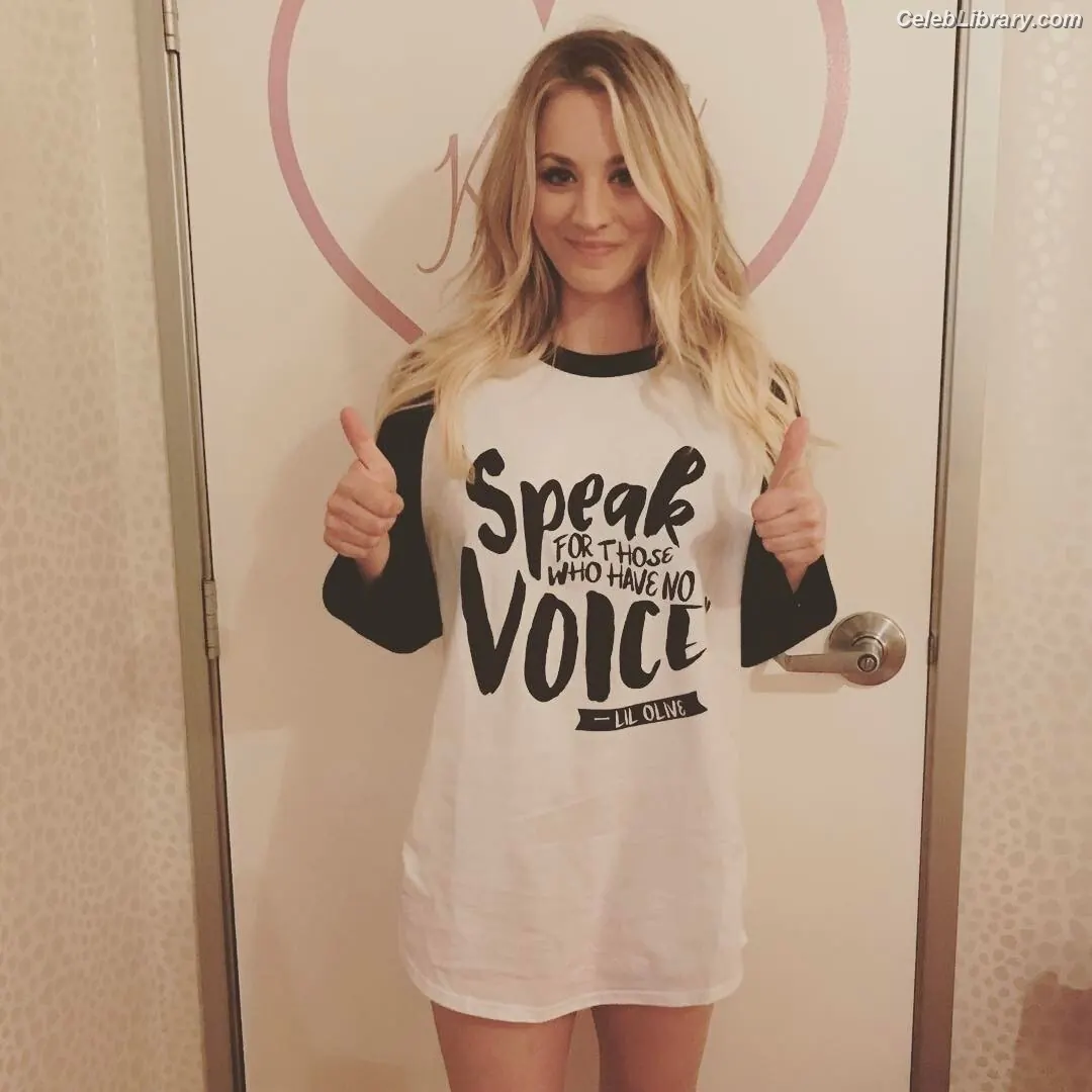 Kaley Cuoco photo 16 of 785