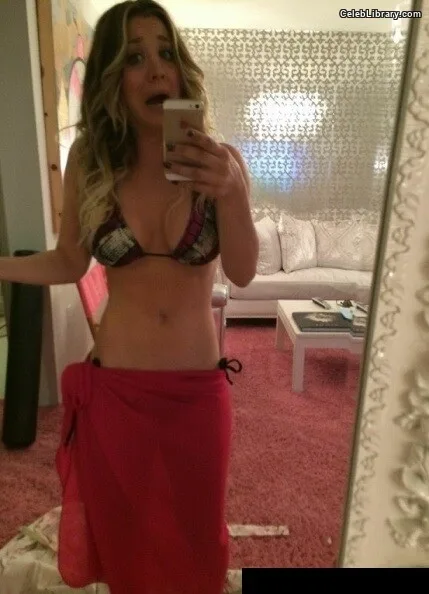 Kaley Cuoco photo 24 of 736