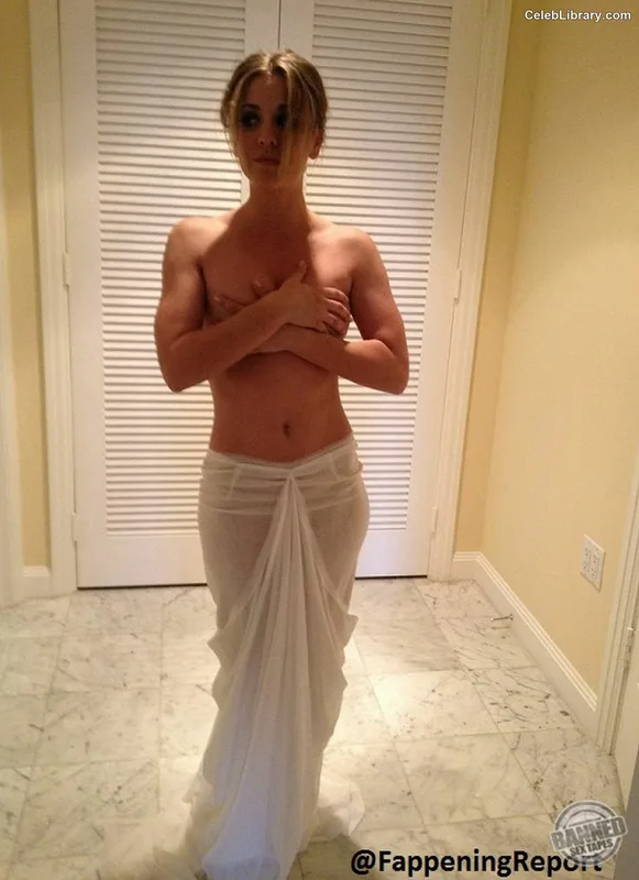 Kaley Cuoco photo 17 of 736