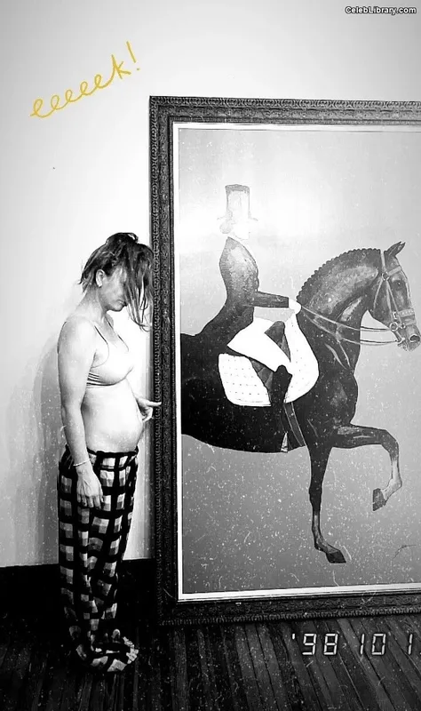 Kaley Cuoco photo 8 of 736